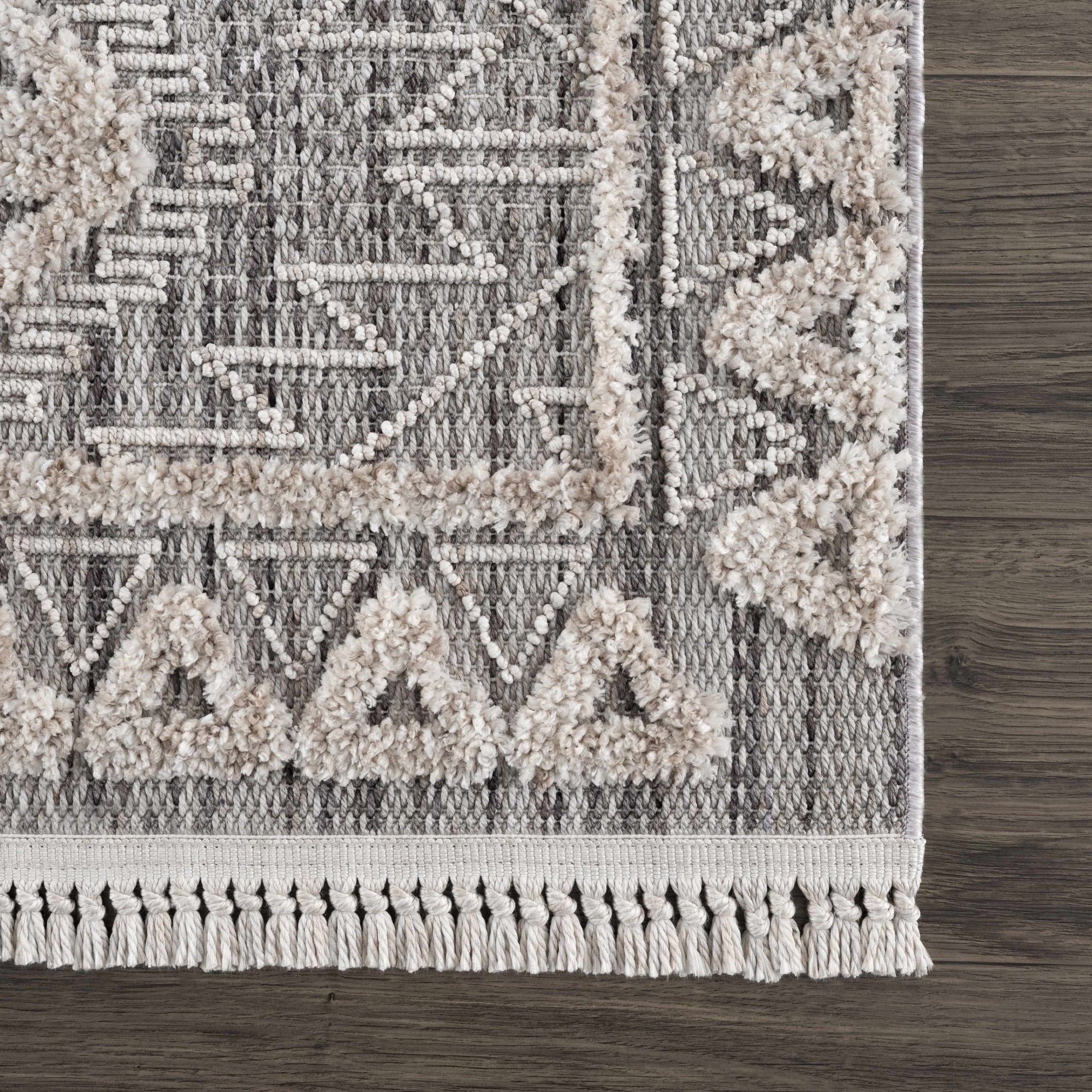 Agoo High - Low Pile Rustic Rug - MyTuftedRugs.com