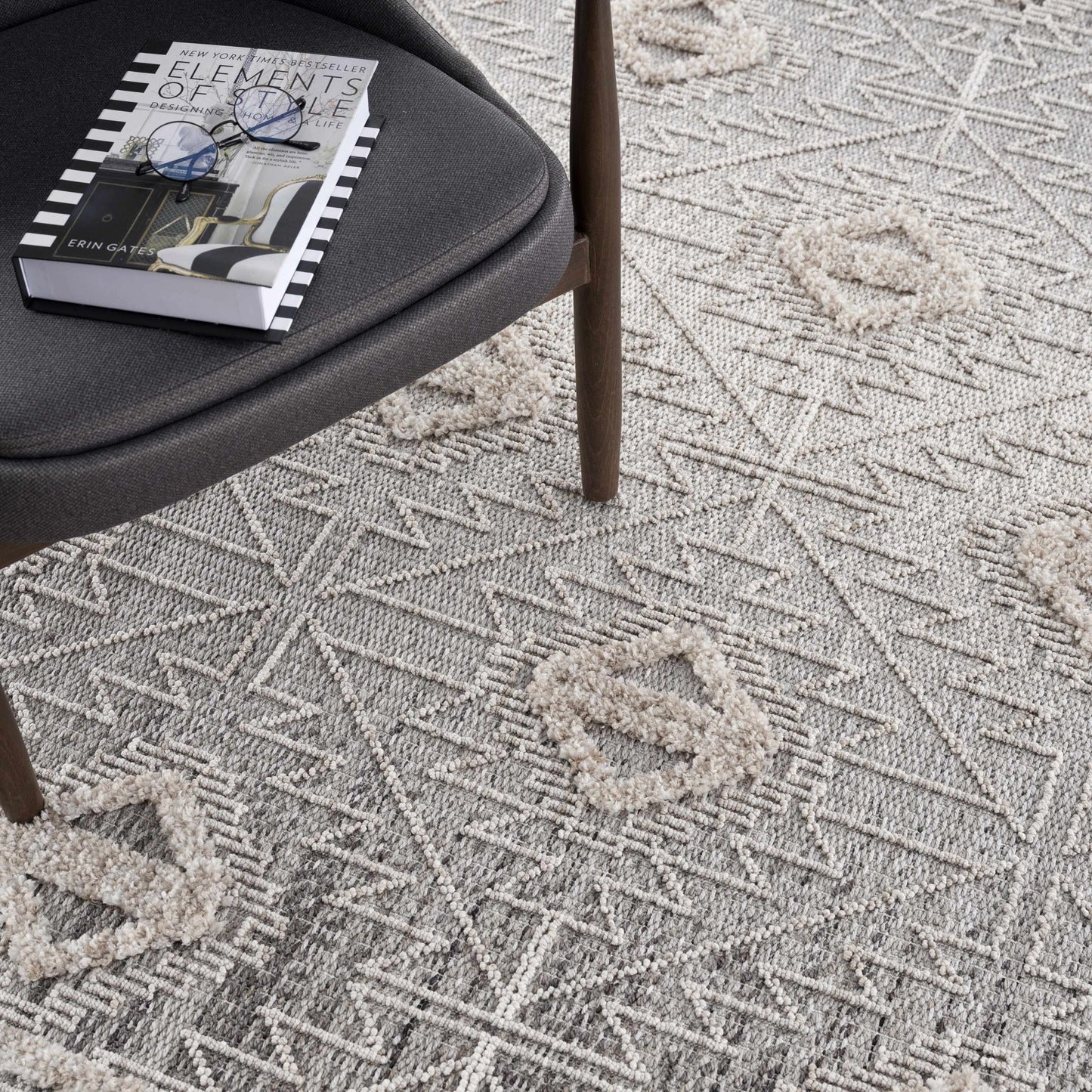 Agoo High - Low Pile Rustic Rug - MyTuftedRugs.com