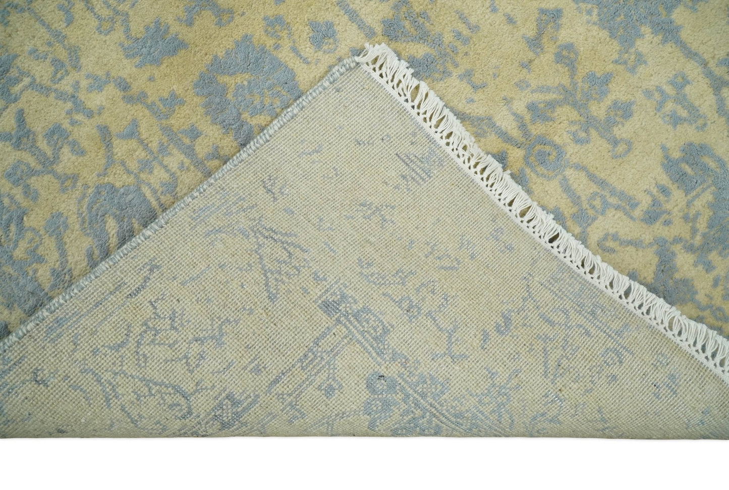 Fine Hand - Knotted Wool & Bamboo Silk Rug – Gold & Silver - MyTuftedRugs.com