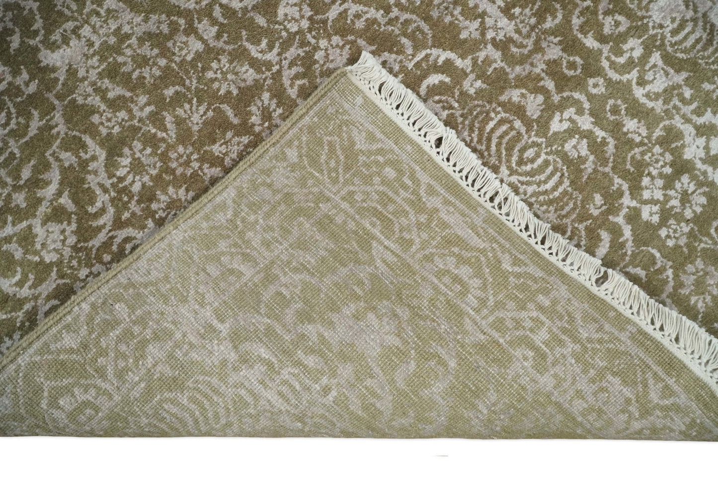 Hand - Knotted Wool and Bamboo Silk Rug Olive and Silver Traditional Design 4x6 - MyTuftedRugs.com