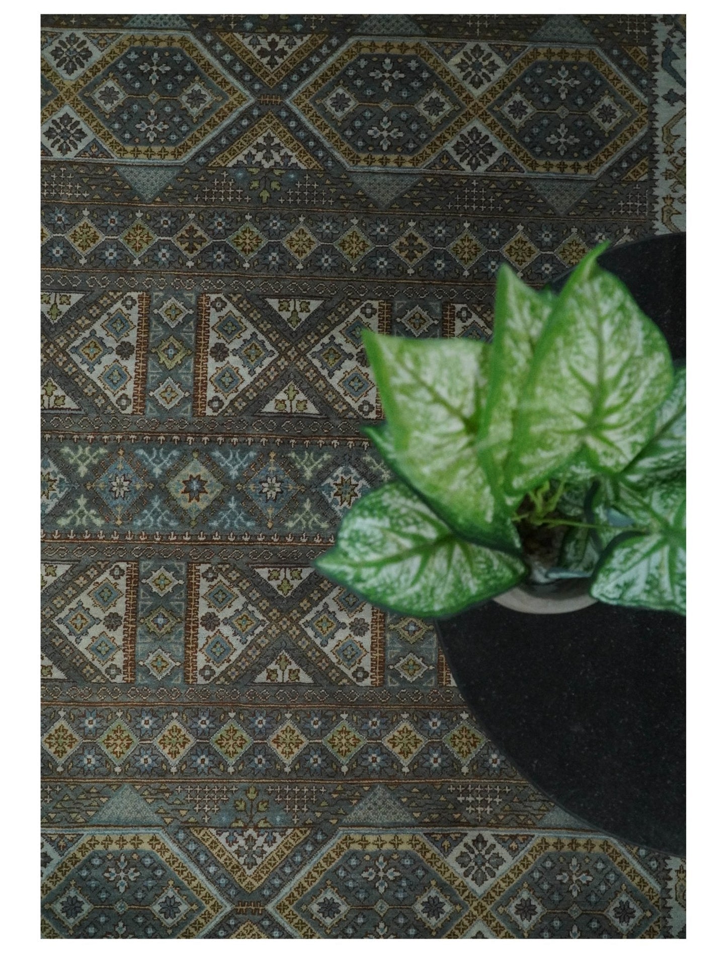 Hand - Knotted Wool Rug Blue and Brown Traditional Design 8x10 - MyTuftedRugs.com