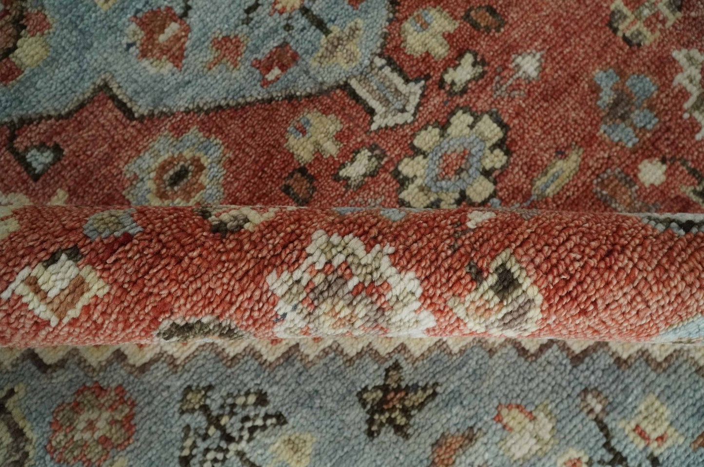 Hand - Knotted Wool Rug – Gray, Rust & Beige Traditional Medallion (8x10) - MyTuftedRugs.com