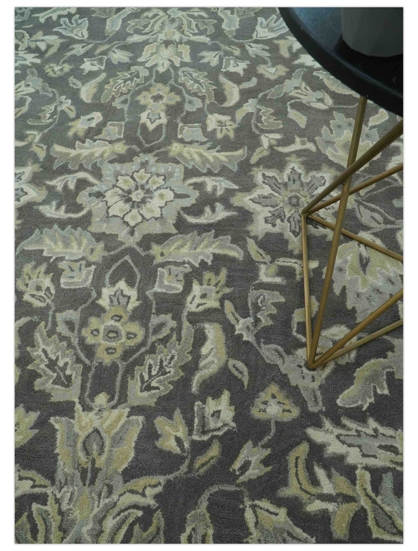 Hand - Tufted 8x10 Antique Design Rug | Charcoal & Beige Wool - MyTuftedRugs.com