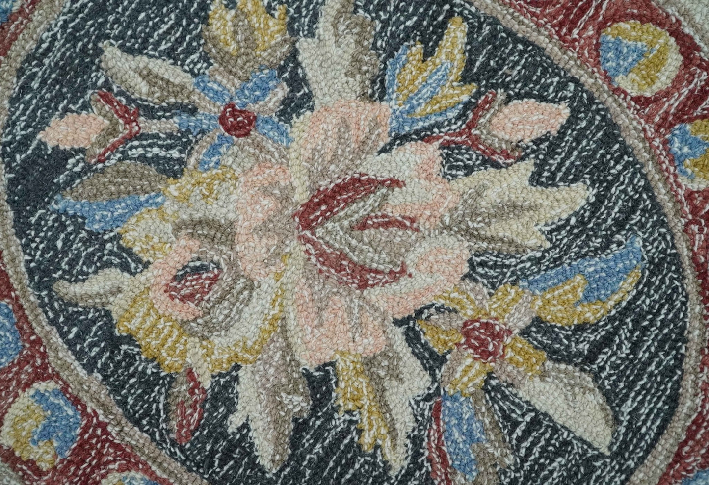 Hand - Tufted Wool Rug 8x10 – Silver & Charcoal Aubusson Design - MyTuftedRugs.com