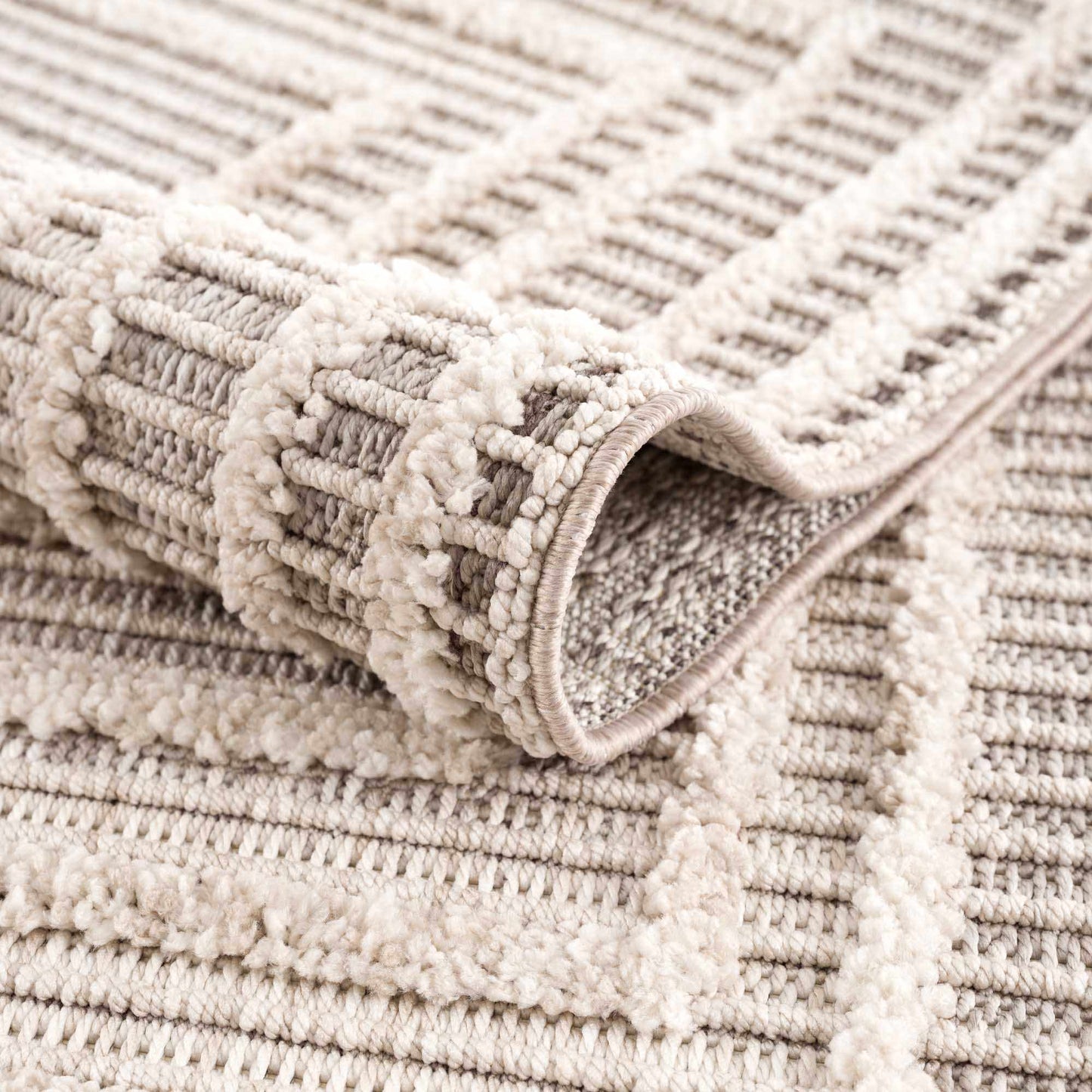 Lunao Area Rug - MyTuftedRugs.com