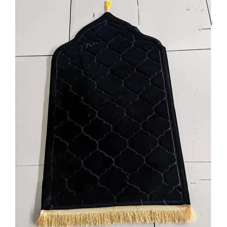 Muslim Prayer Rug – Soft, Non - Slip, and Intricately Designed for a Peaceful Prayer Experience - MyTuftedRugs.com
