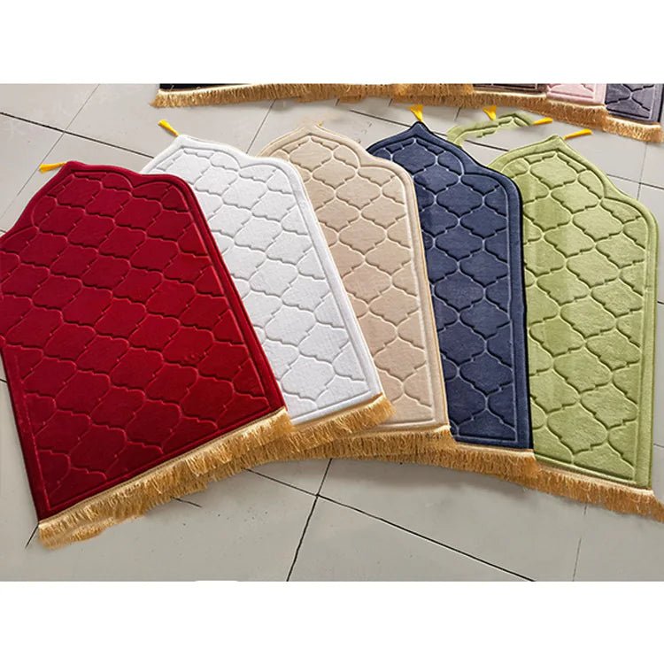 Muslim Prayer Rug – Soft, Non - Slip, and Intricately Designed for a Peaceful Prayer Experience - MyTuftedRugs.com