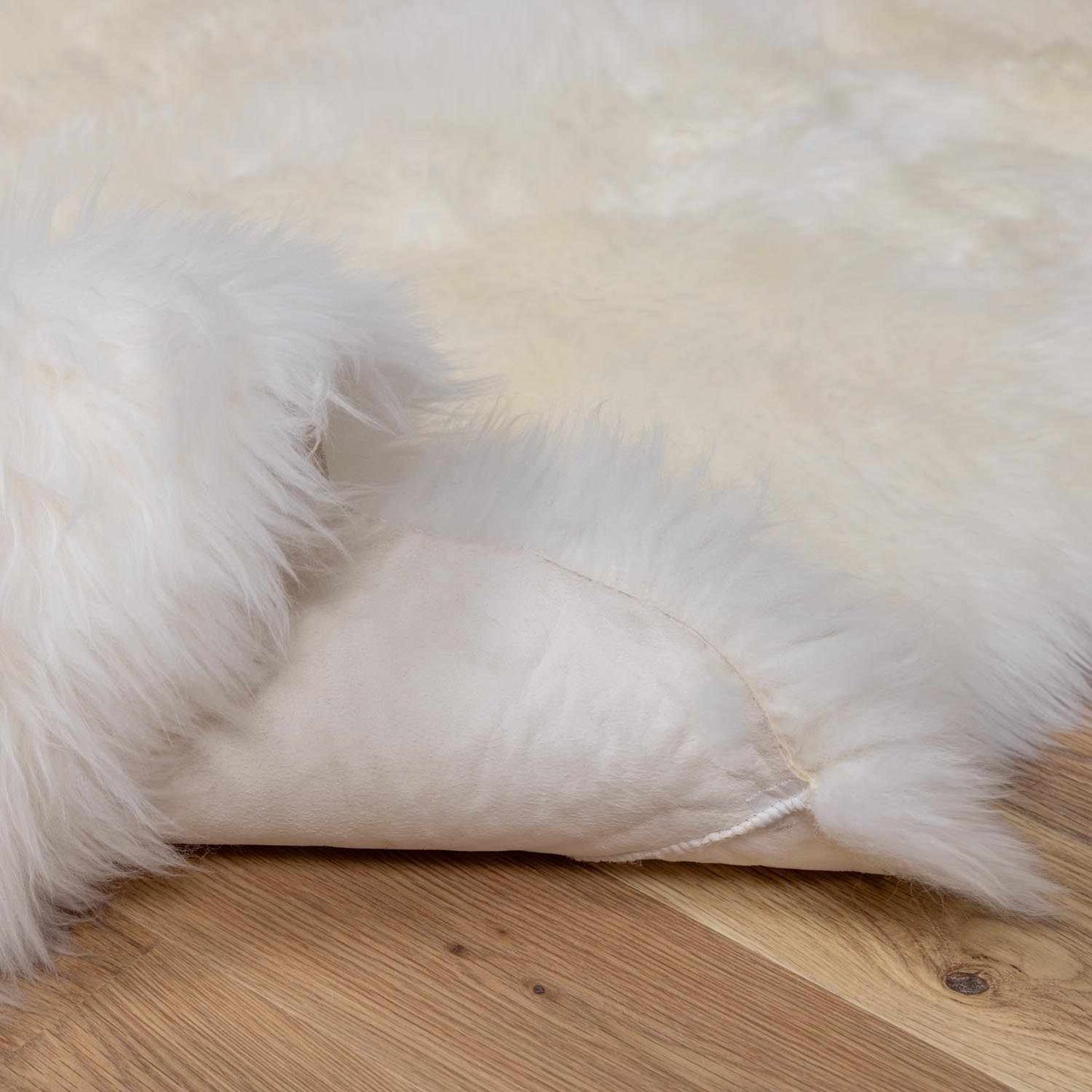 Premium White Soft Sheepskin Rug - MyTuftedRugs.com