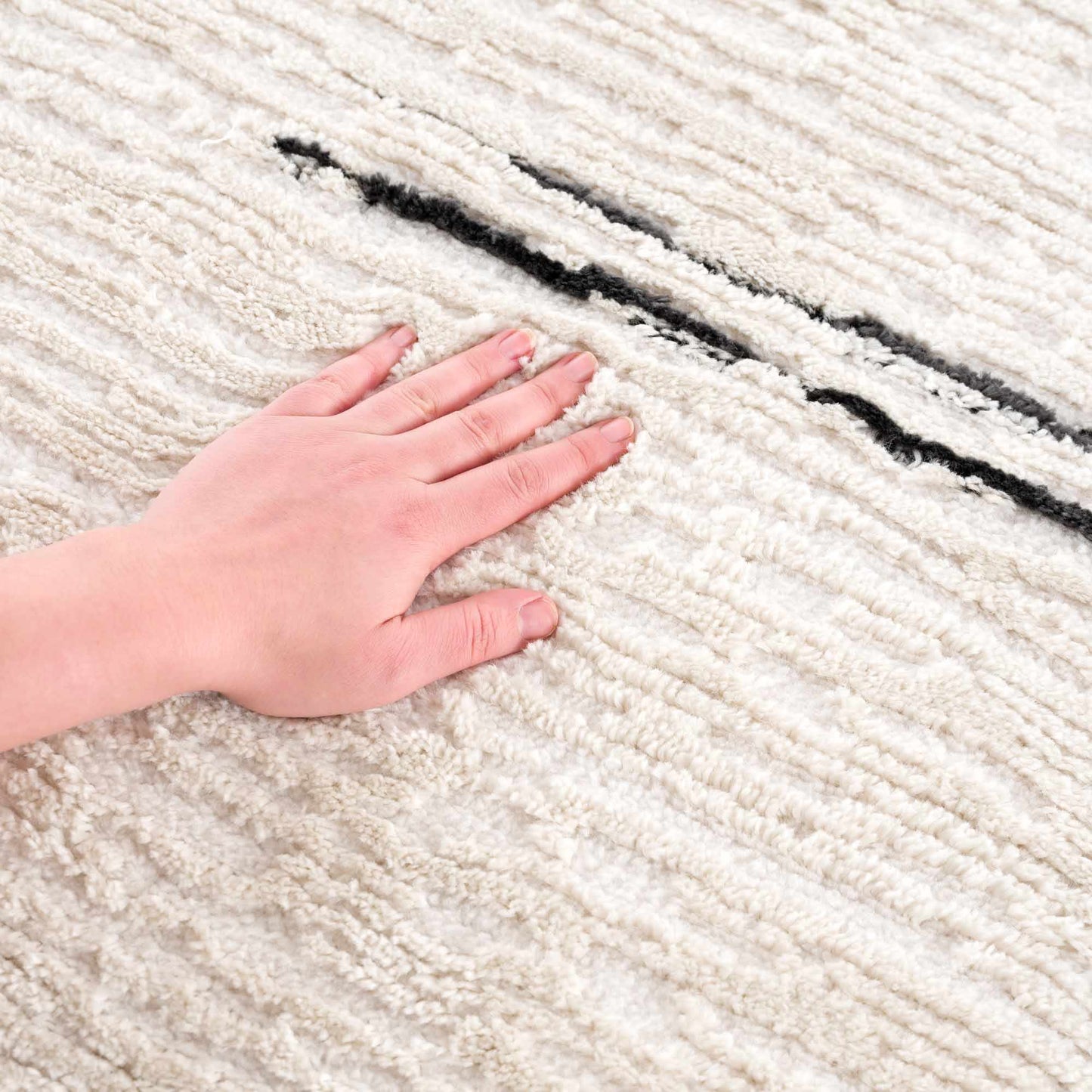 Riad Black Striped White Rug with Tassels - MyTuftedRugs.com