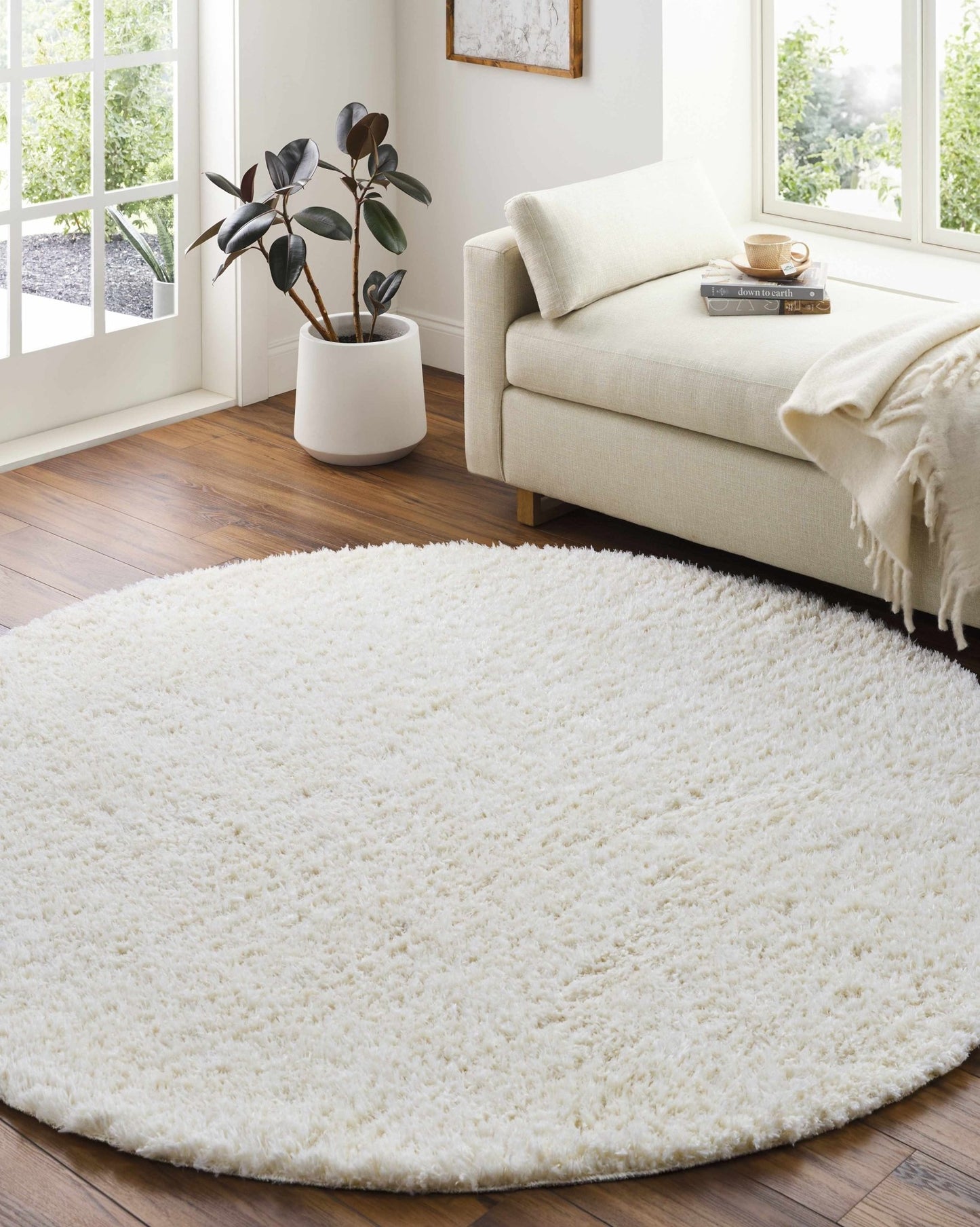 Siari Solid Cream Plush Rug - MyTuftedRugs.com