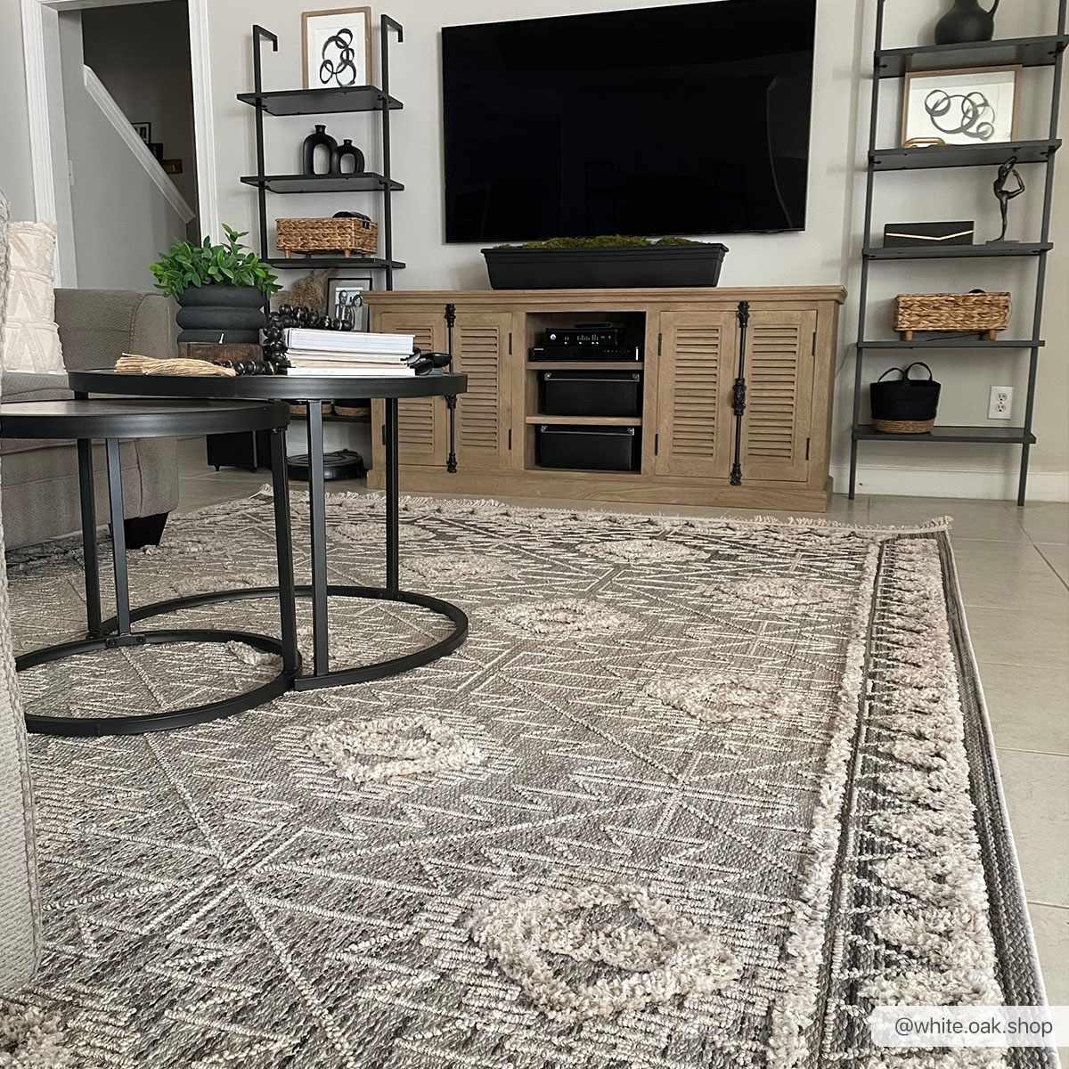 Agoo High - Low Pile Rustic Rug - MyTuftedRugs.com