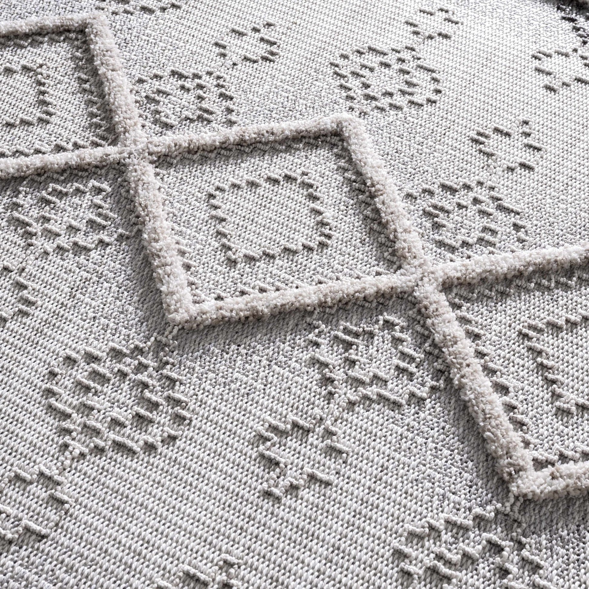 Amaga High - Low Rustic Rug - MyTuftedRugs.com