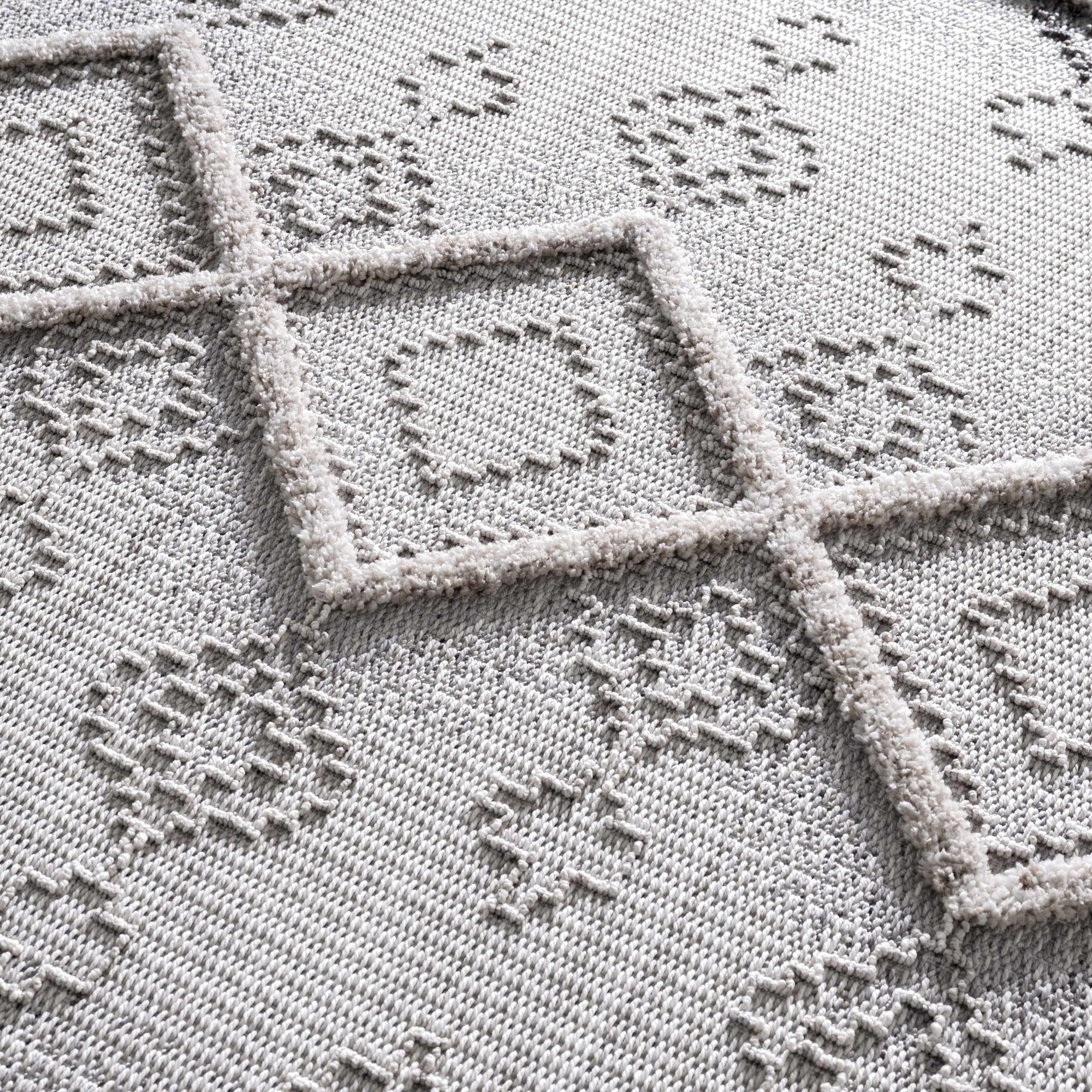 Amaga High - Low Rustic Rug - MyTuftedRugs.com
