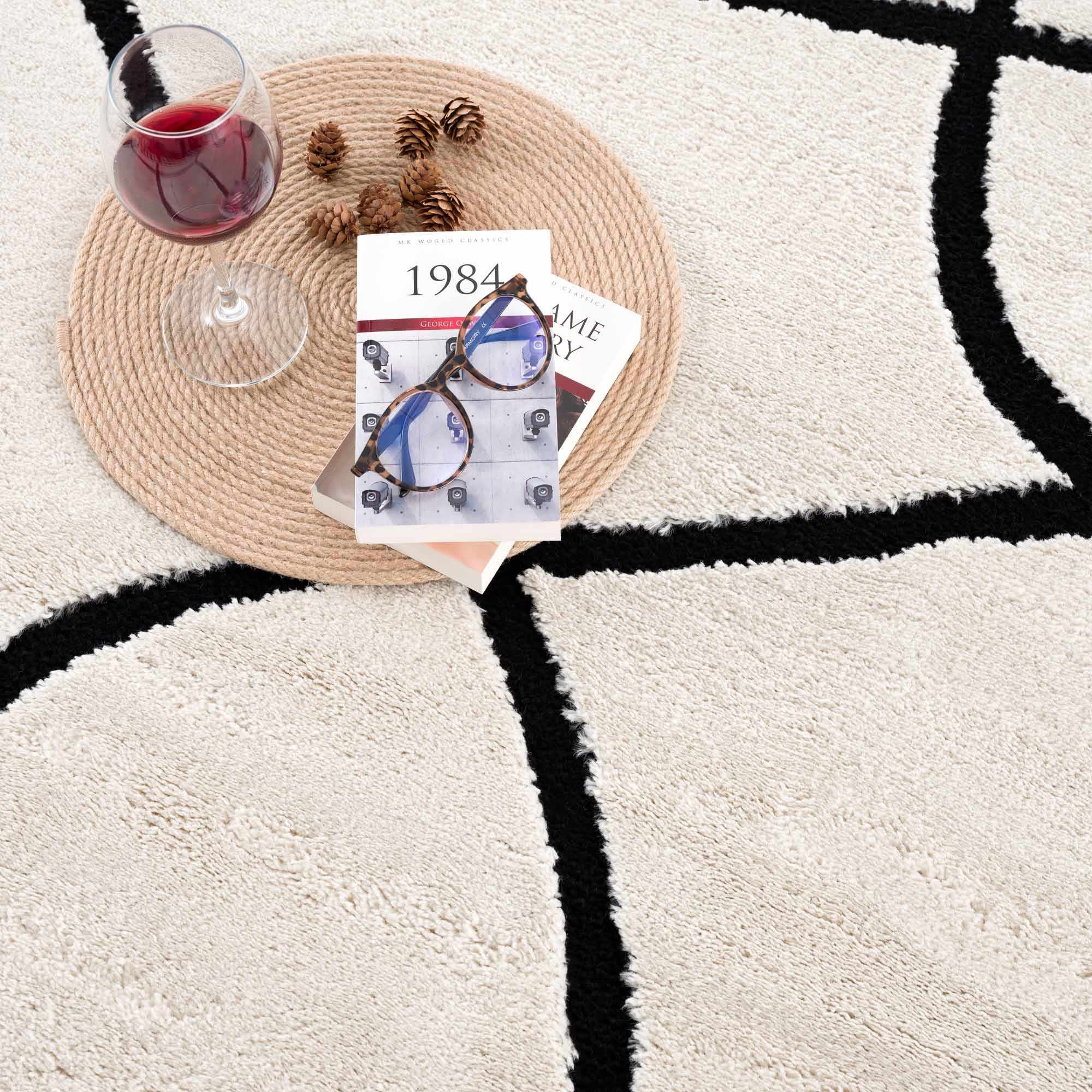 Azana Black & White Area Rug - MyTuftedRugs.com