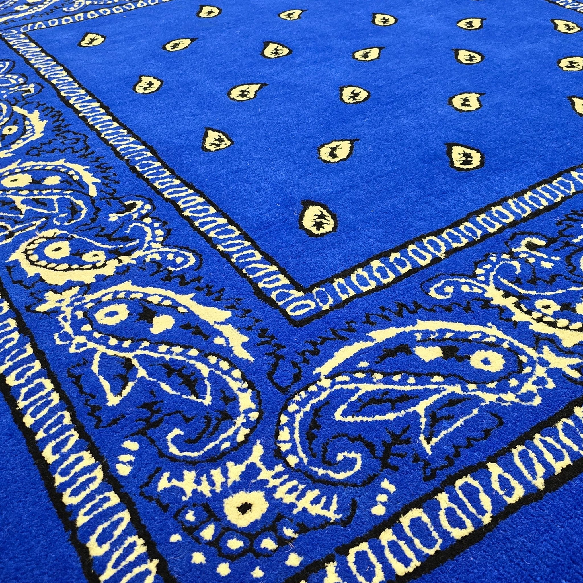 Blue Paisley Pattern Hand Tufted Rug - MyTuftedRugs.com