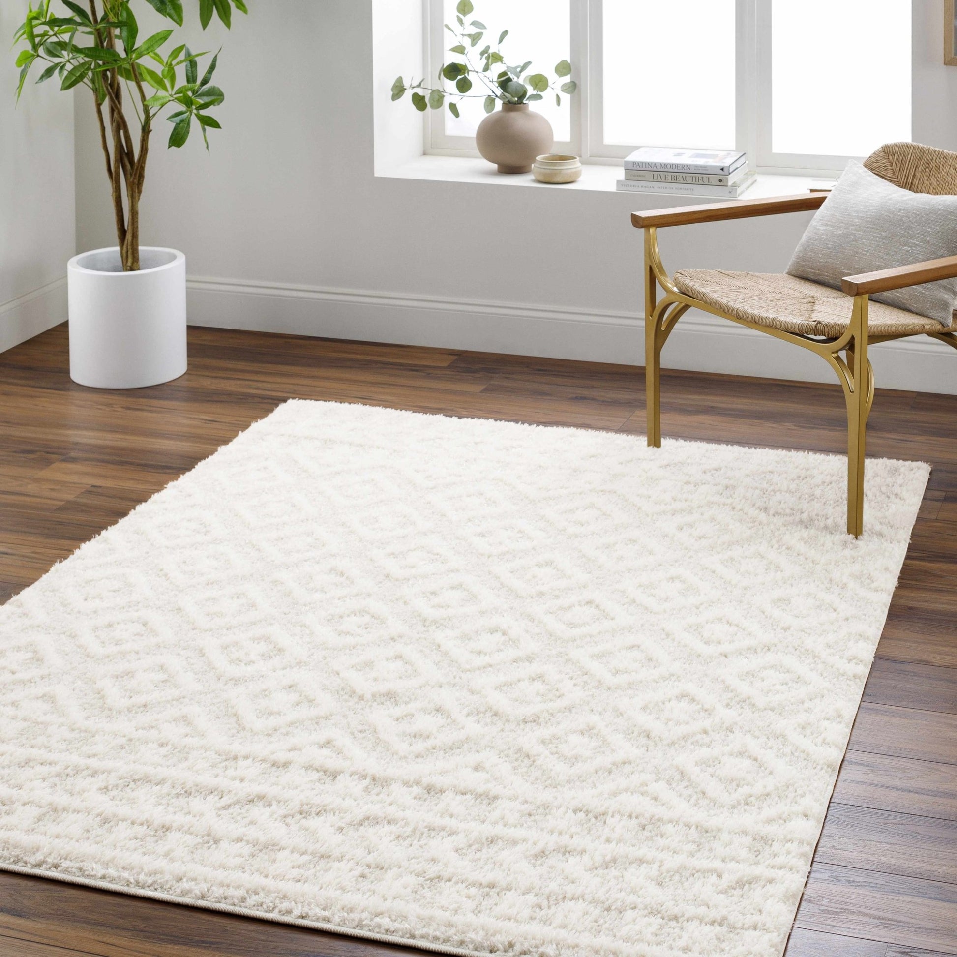 Eivin Cream Diamonds Plush Rug - MyTuftedRugs.com