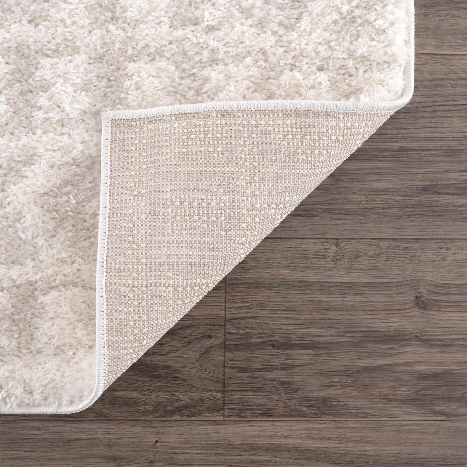 Eivin Cream Diamonds Plush Rug - MyTuftedRugs.com