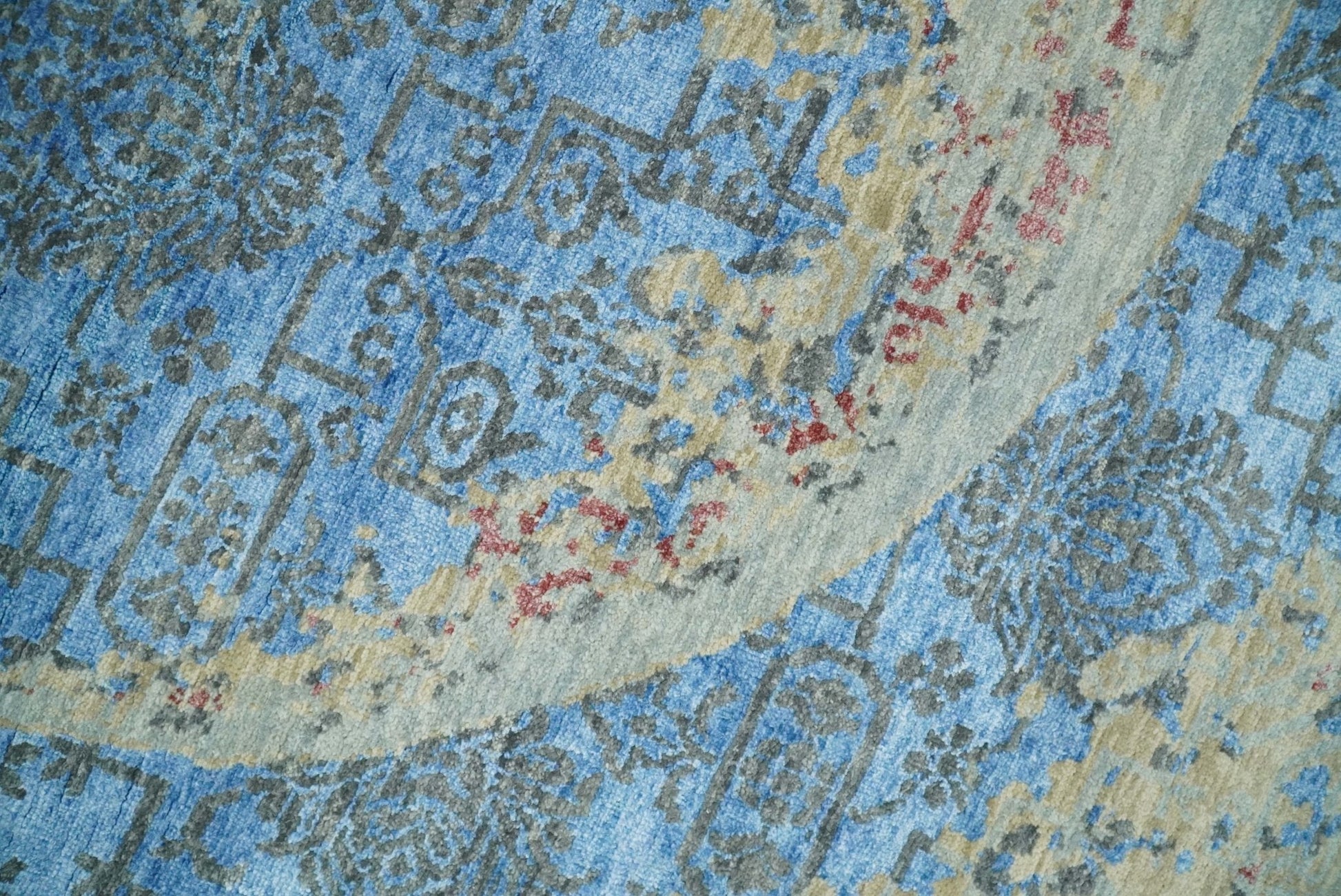 Hand - Knotted Wool and Bamboo Silk Rug Beige Pink and Blue Traditional Design 8x10 - MyTuftedRugs.com