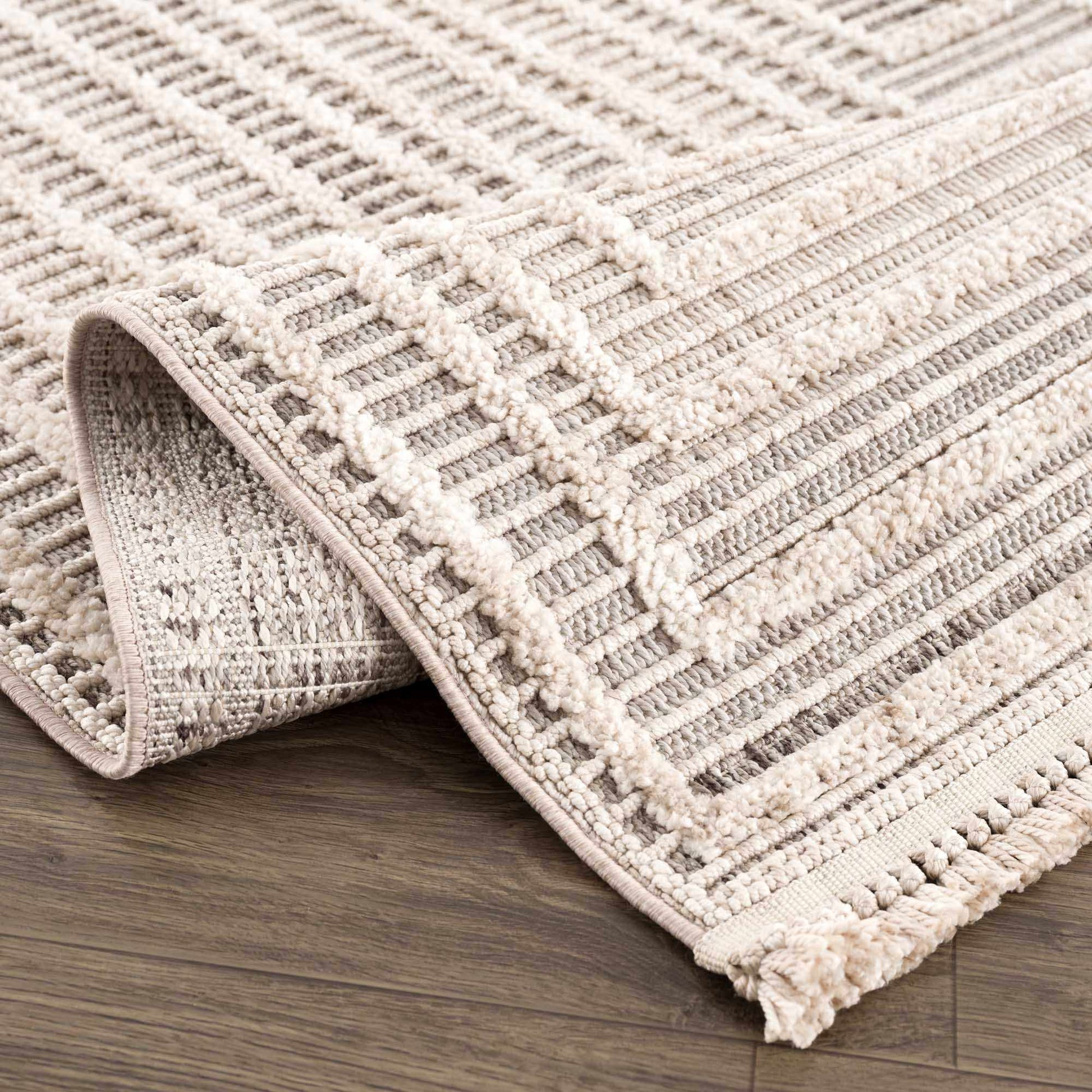 Lunao Area Rug - MyTuftedRugs.com