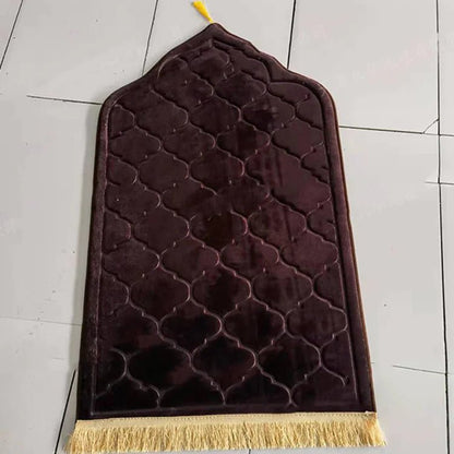 Muslim Prayer Rug – Soft, Non - Slip, and Intricately Designed for a Peaceful Prayer Experience - MyTuftedRugs.com