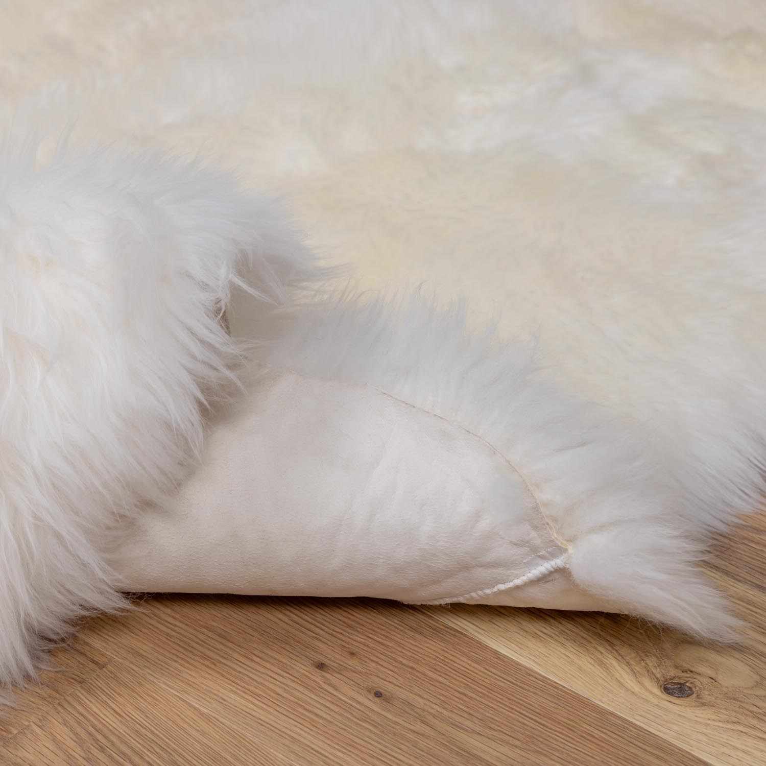 Premium White Soft Sheepskin Rug - MyTuftedRugs.com