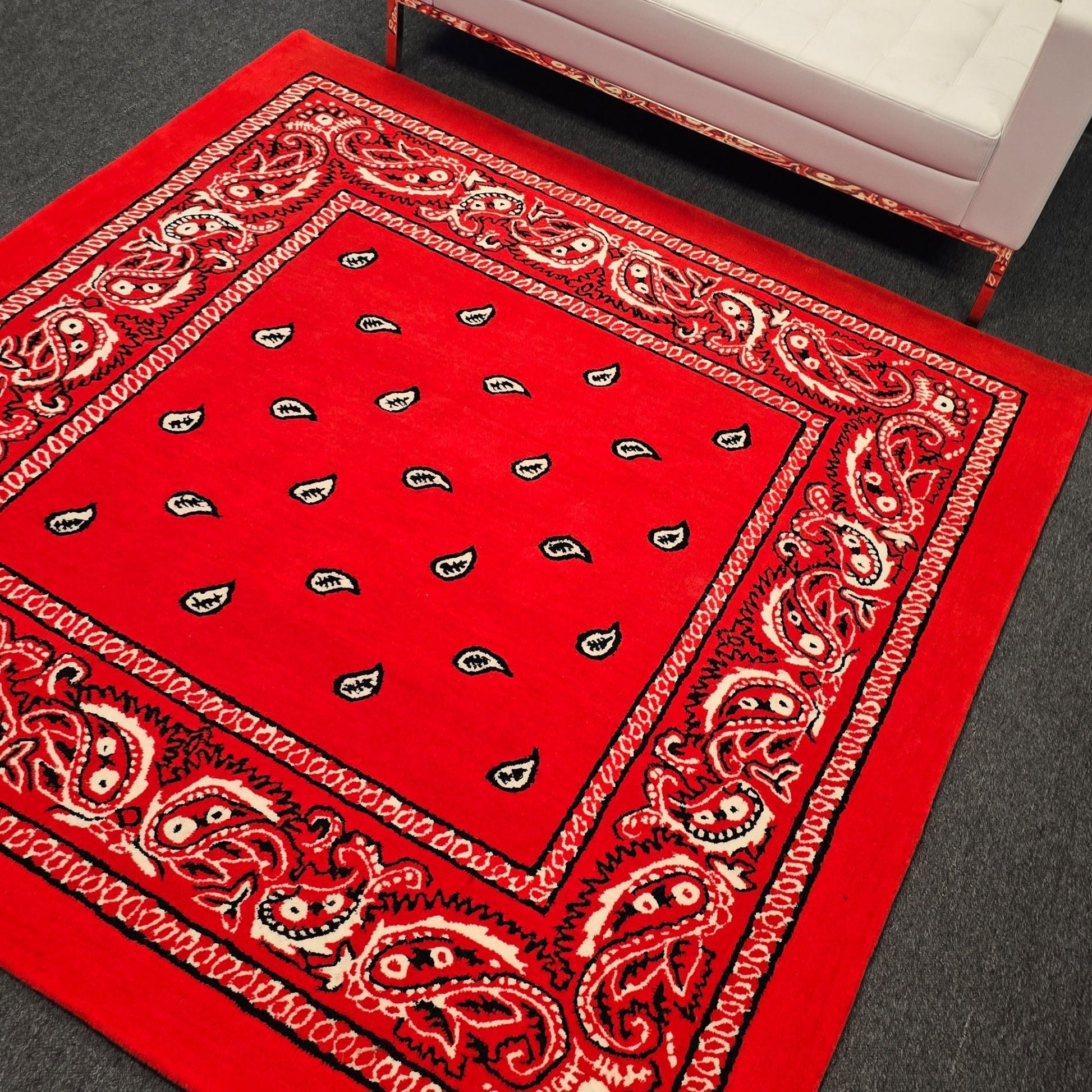 Red Paisley Pattern Hand Tufted Rug - MyTuftedRugs.com