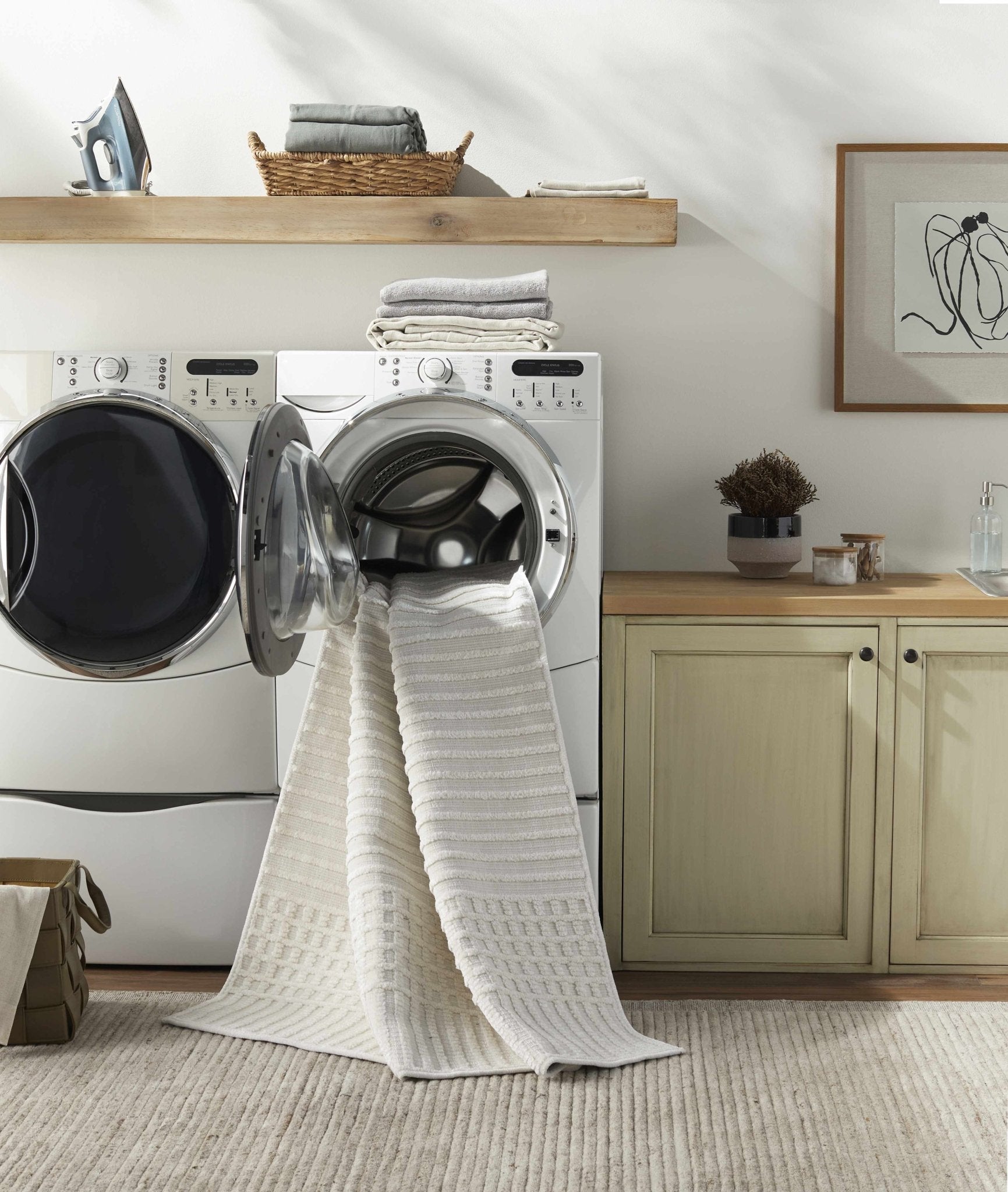 Rhun Washable Area Rug - MyTuftedRugs.com