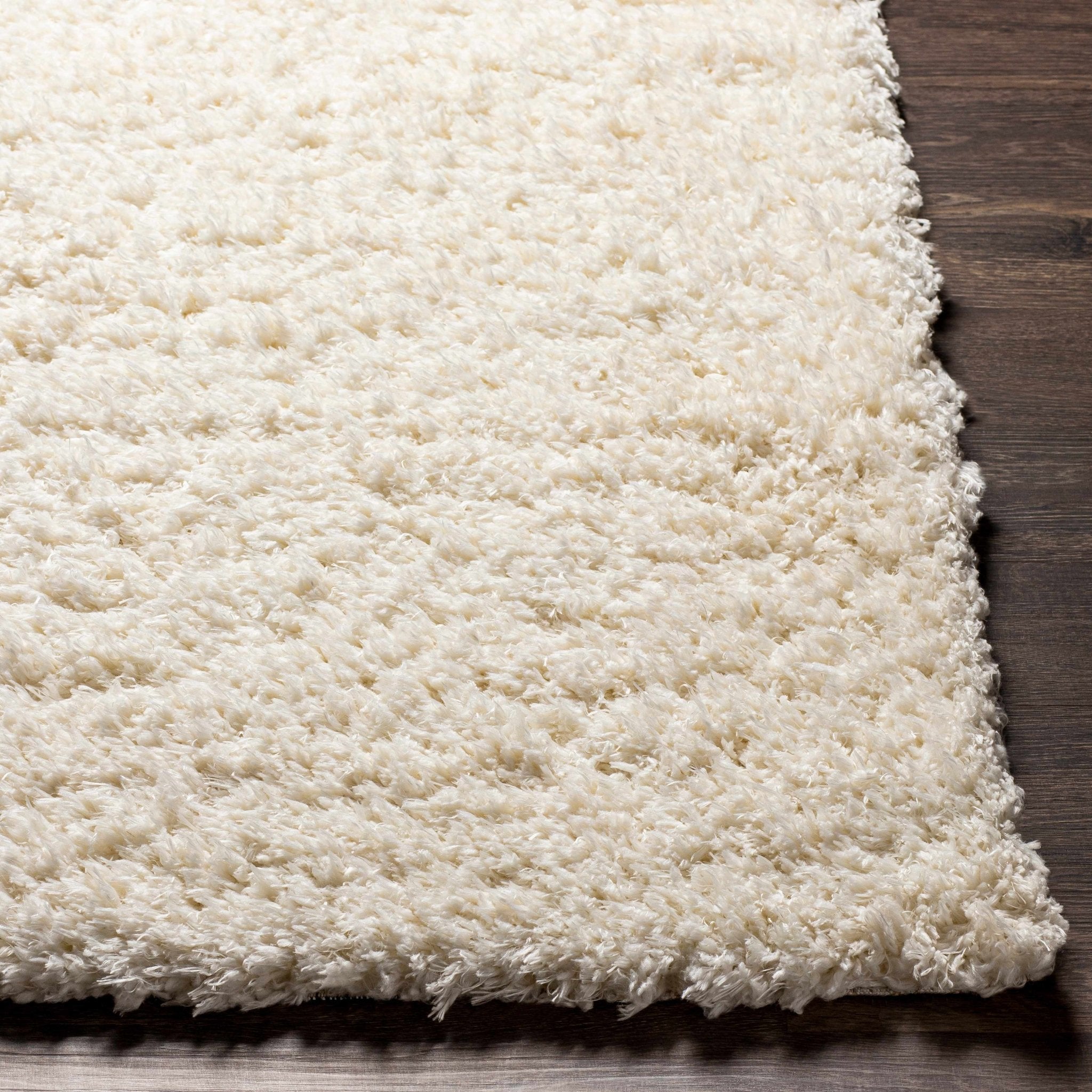 Siari Solid Cream Plush Rug - MyTuftedRugs.com