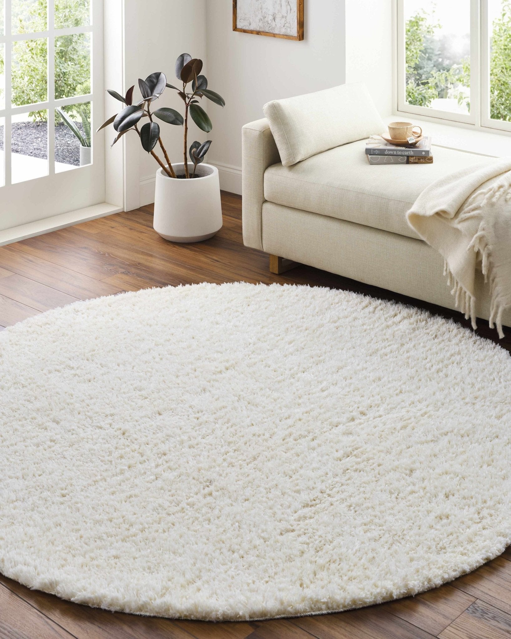 Siari Solid Cream Plush Rug - MyTuftedRugs.com