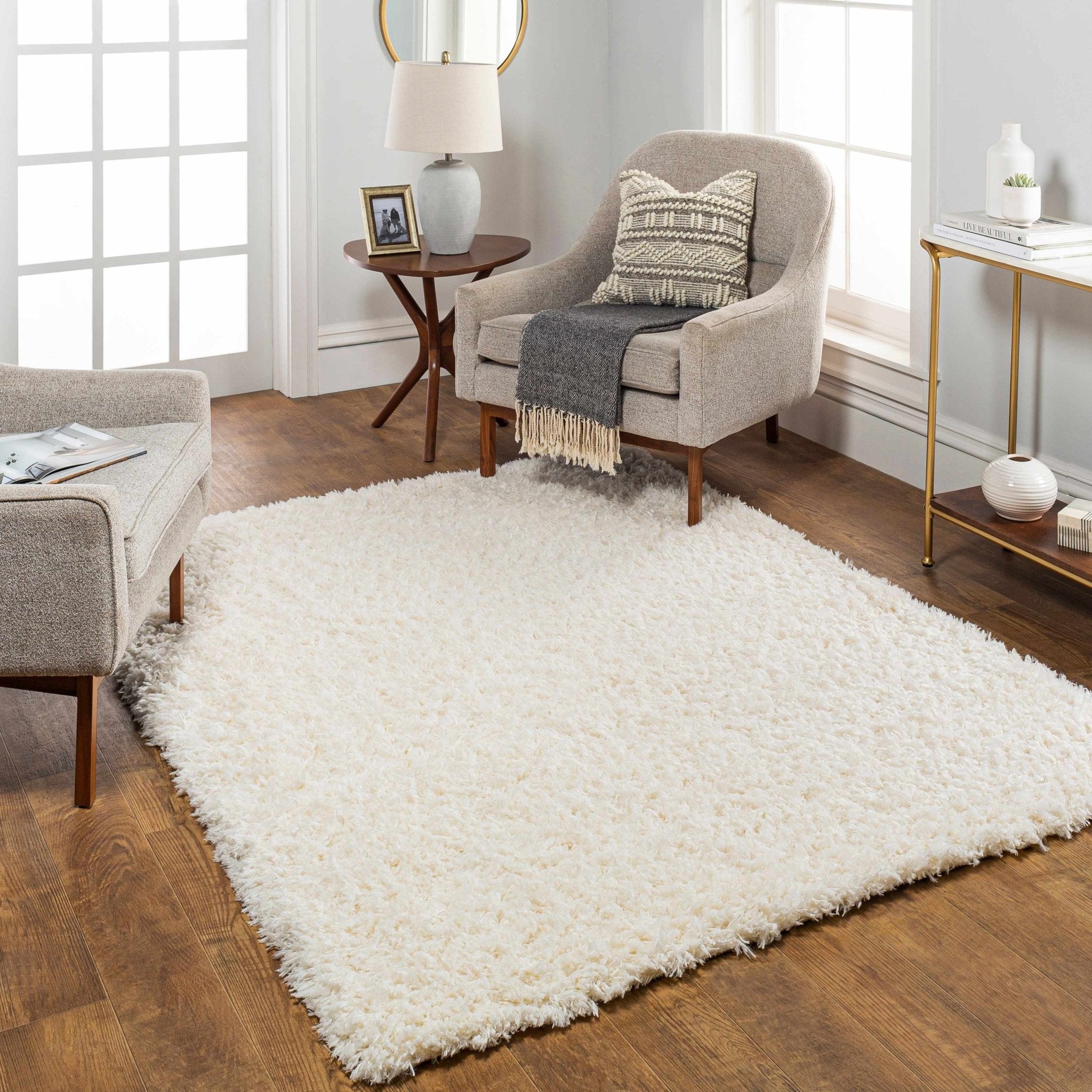 Siari Solid Cream Plush Rug - MyTuftedRugs.com