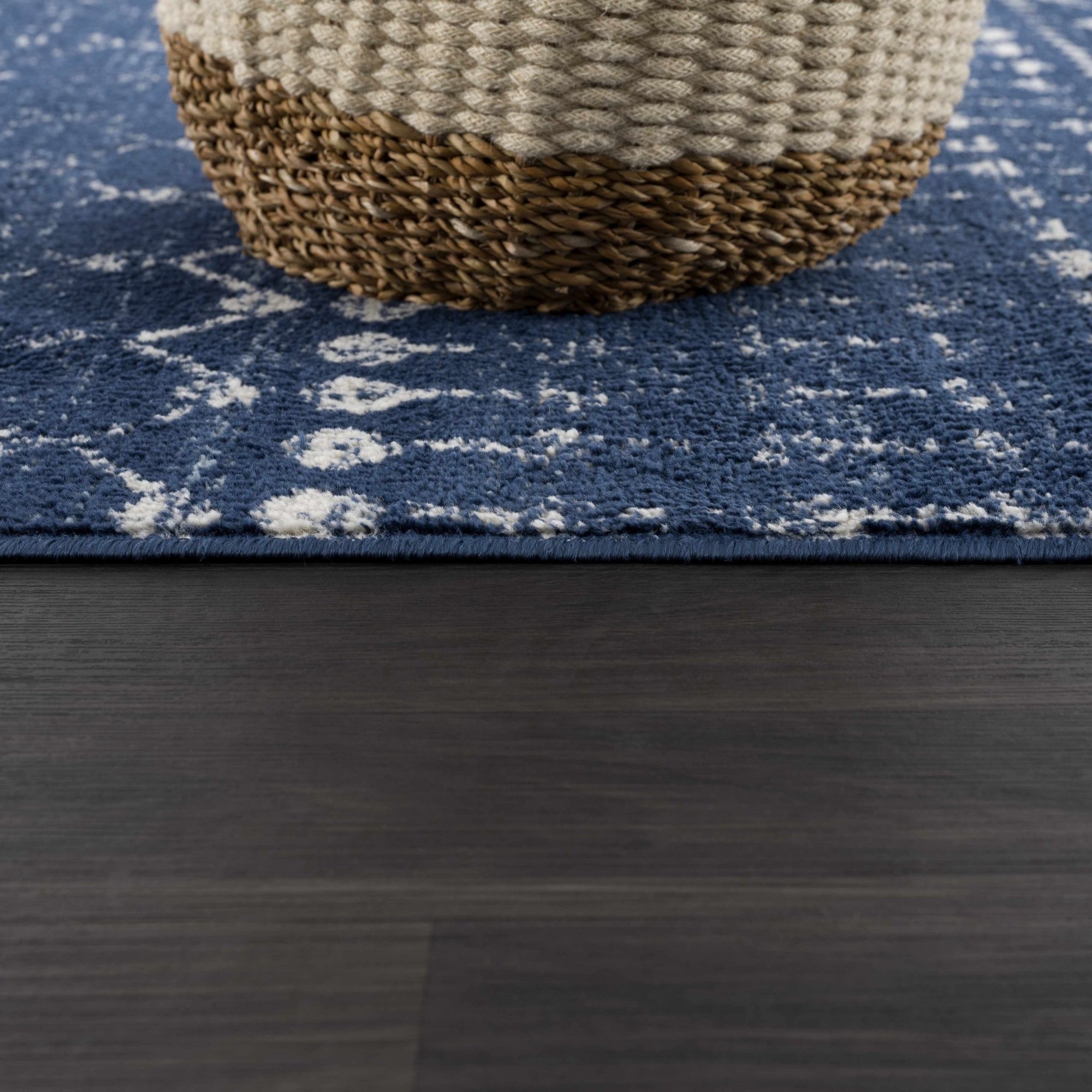 Tigrican Navy 2335 Area Rug - MyTuftedRugs.com